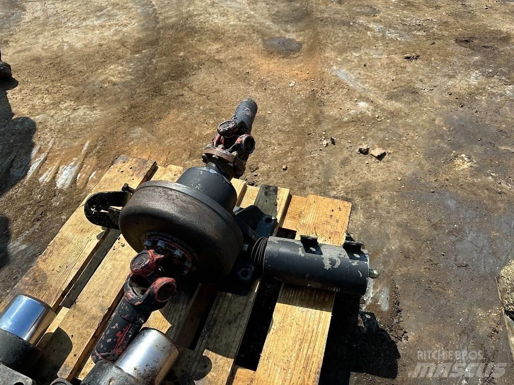 CAT 214 B FT gearbox Ratasekskavaatorid
