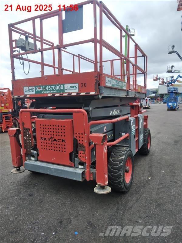 SkyJack SJ 8841 RT Käärtõstukid