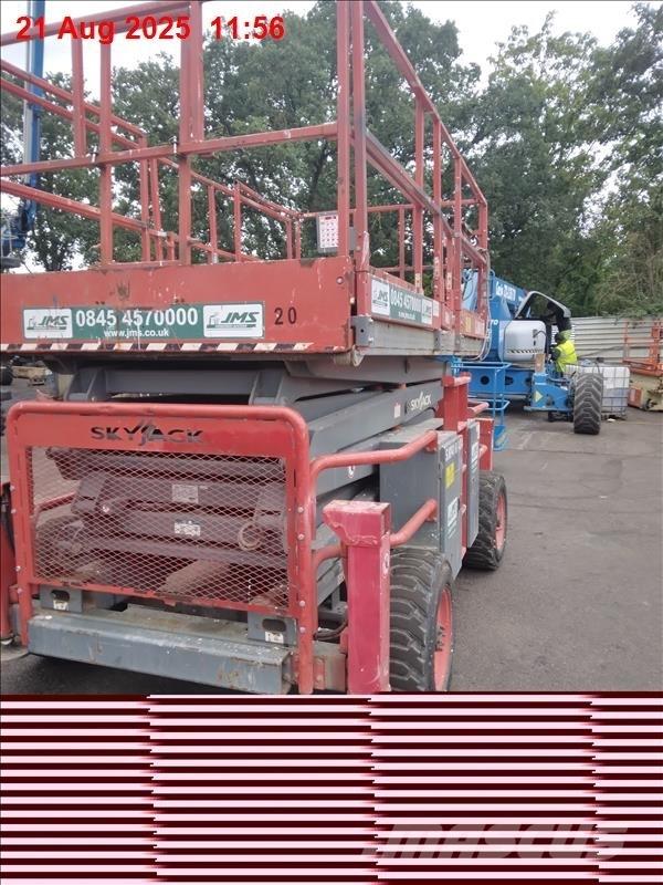 SkyJack SJ 8841 RT Käärtõstukid