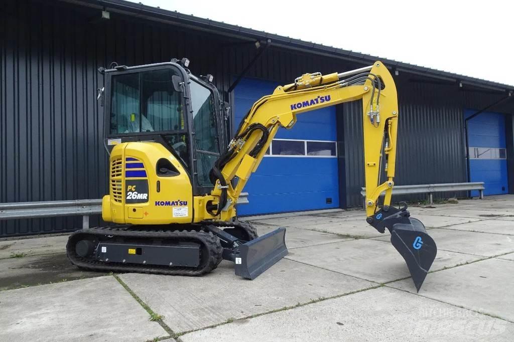 Komatsu PC26MR Roomikekskavaatorid