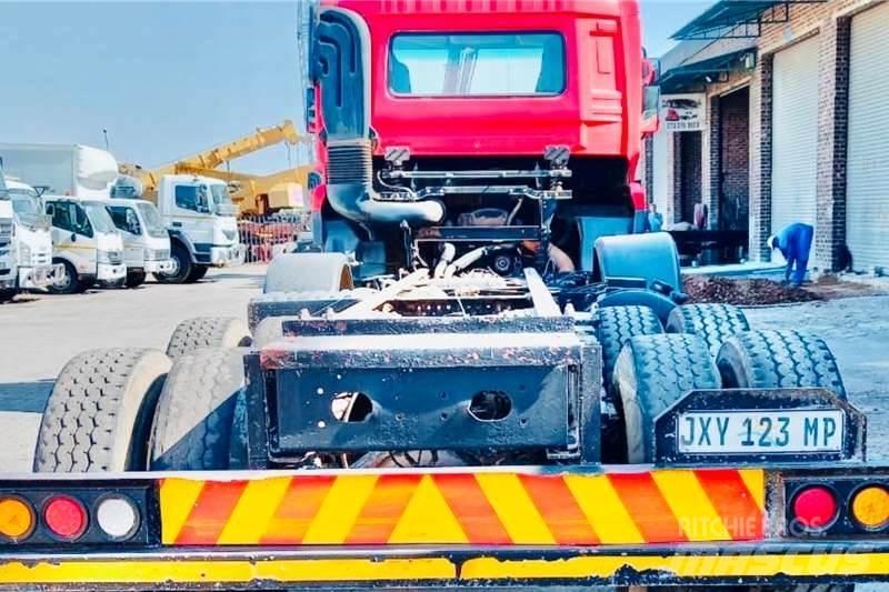 UD CGE 370 8x4 Muud veokid
