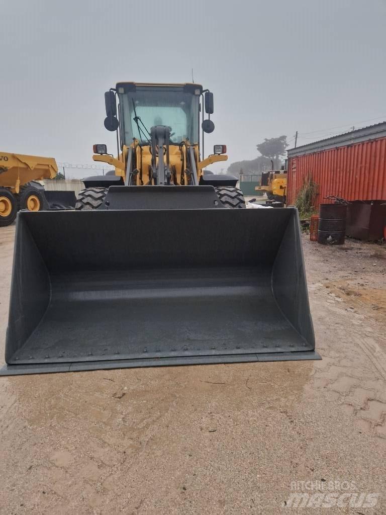 Volvo L 90 F Rataslaadurid