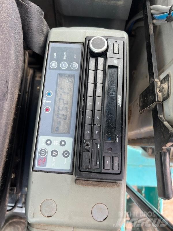 Kobelco SK 235 SR LC Roomikekskavaatorid