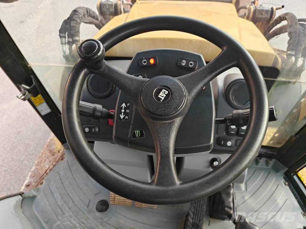 CAT 428 F Ekskavaatorlaadurid