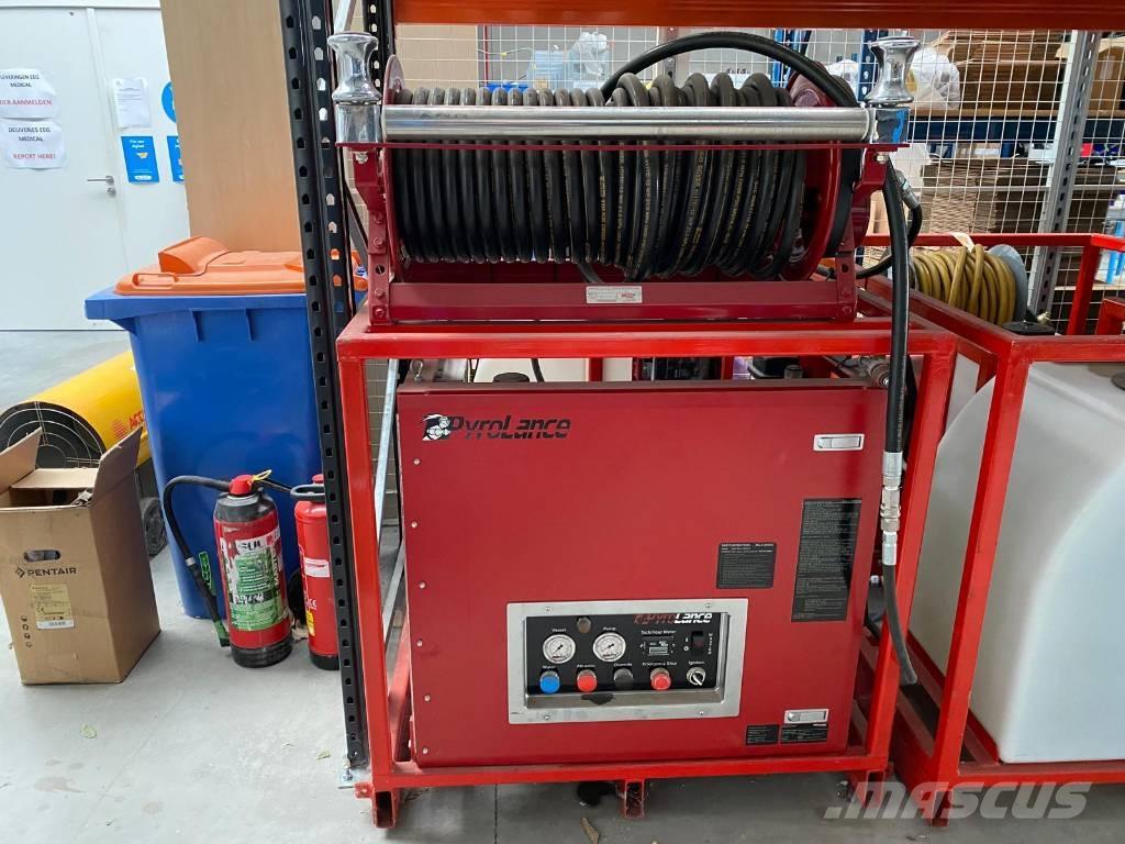  Pyrolance  UHP Tuletõrjeautod