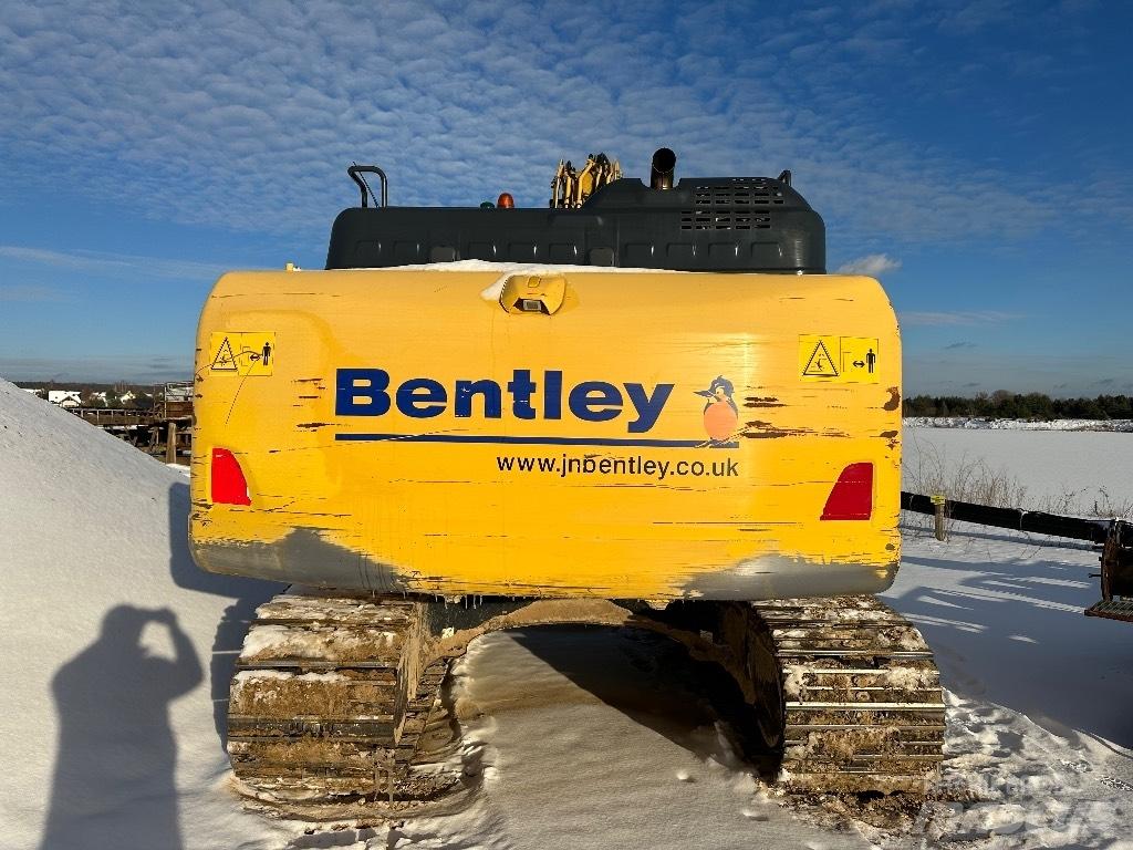 Komatsu PC 210 LC-11 Roomikekskavaatorid