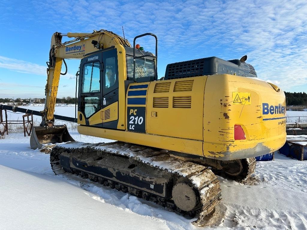 Komatsu PC 210 LC-11 Roomikekskavaatorid