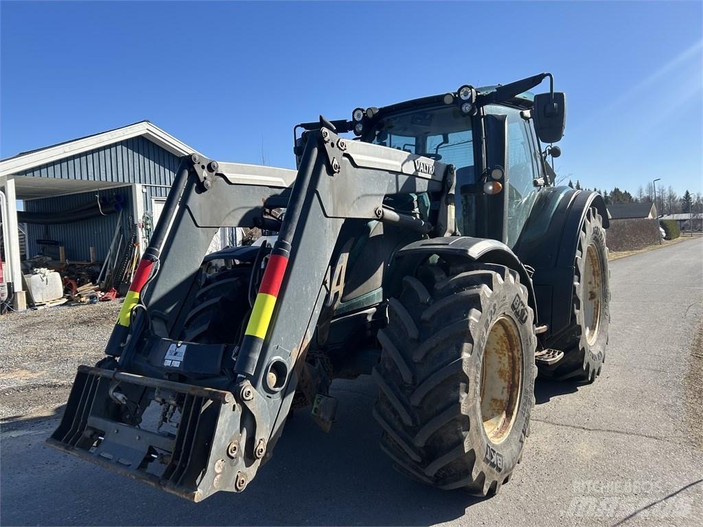 Valtra N 174 VERSU Traktorid