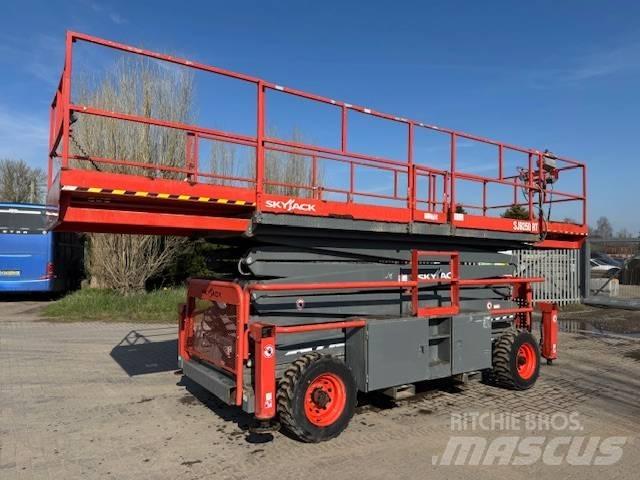 SkyJack SJ 9250 RT Käärtõstukid