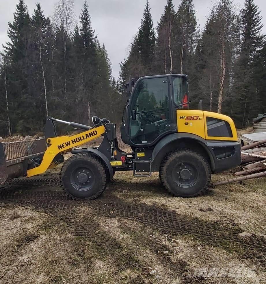 New Holland W80C Rataslaadurid