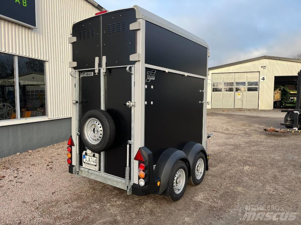 Ifor Williams HB 403 Loomaveo poolhaagised