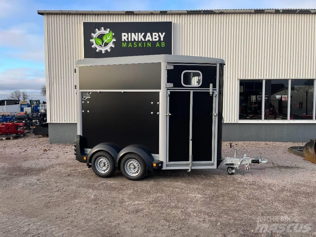 Ifor Williams HB 403 Loomaveo poolhaagised