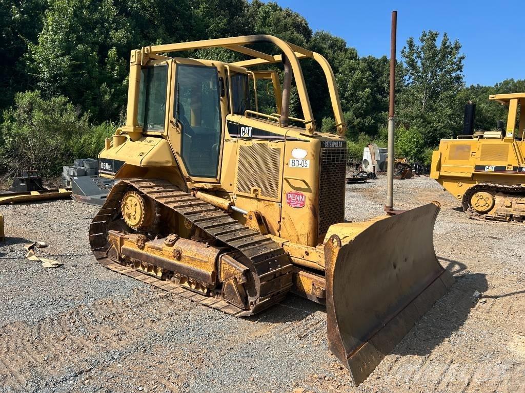 CAT D 5 N XL Buldooserid