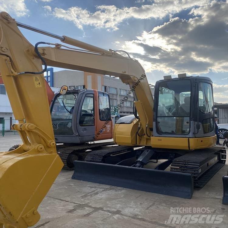 Komatsu 78 Roomikekskavaatorid