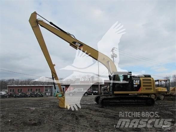 CAT 326FL Roomikekskavaatorid