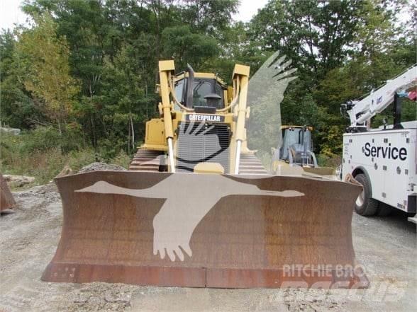 CAT D6T XL Buldooserid