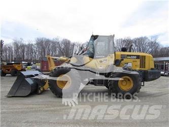 Komatsu WA320 Rataslaadurid