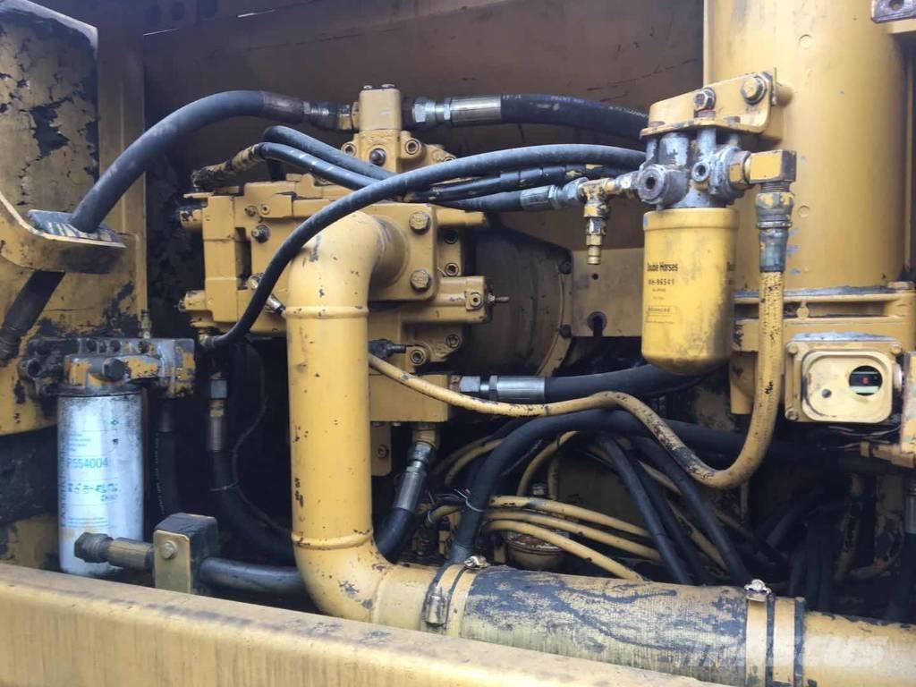 CAT 325B Roomikekskavaatorid