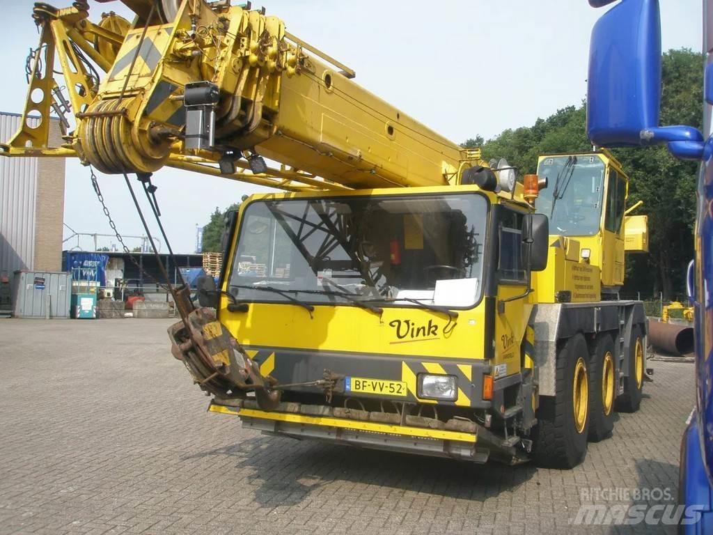 Liebherr LTM1040 Maastikutõstukid