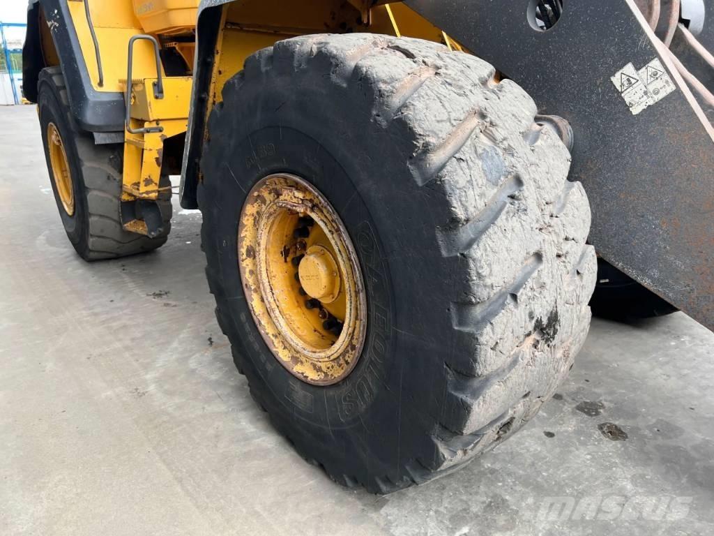 Volvo L180G Rataslaadurid