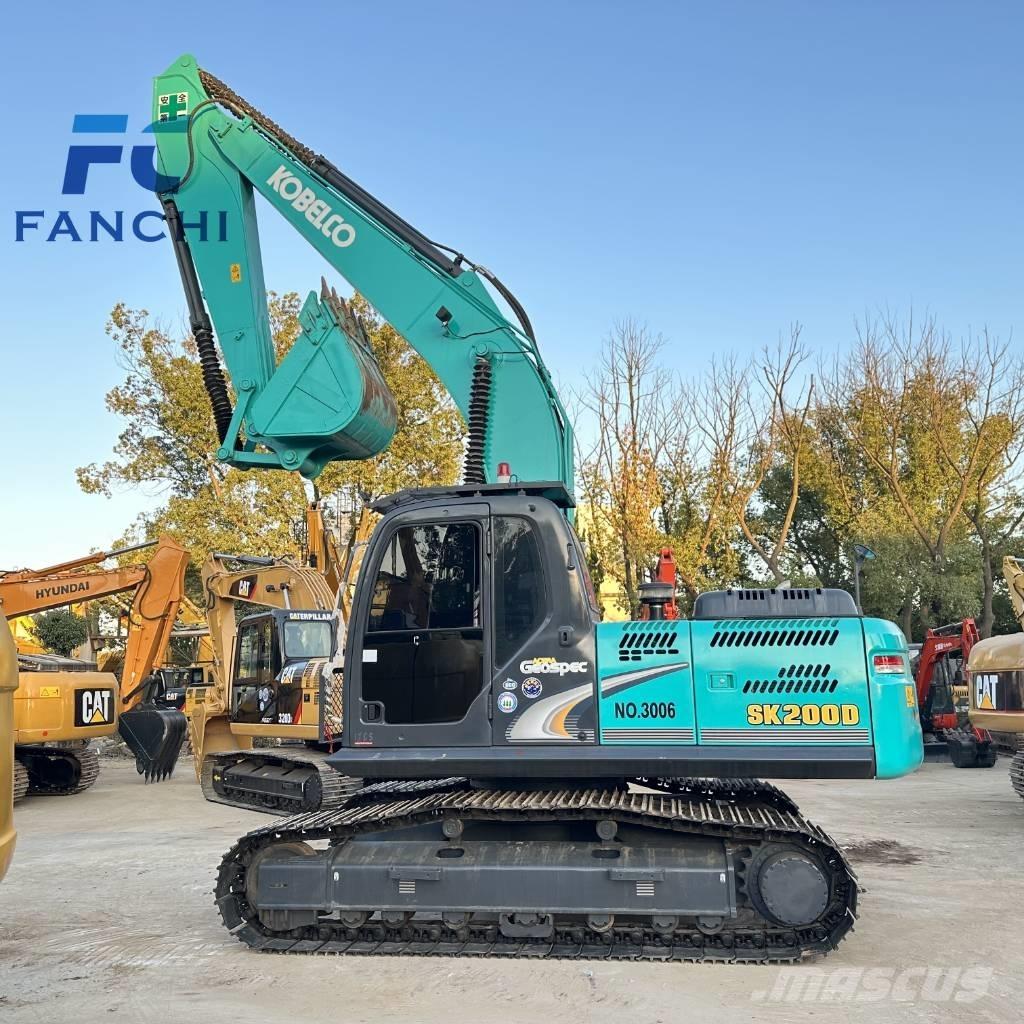 Kobelco SK 200D Roomikekskavaatorid