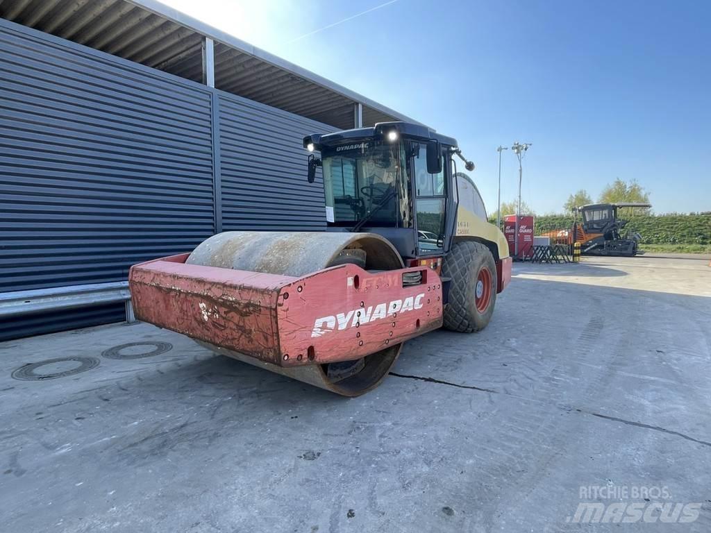 Dynapac CA5000D Ühe trumliga rullid
