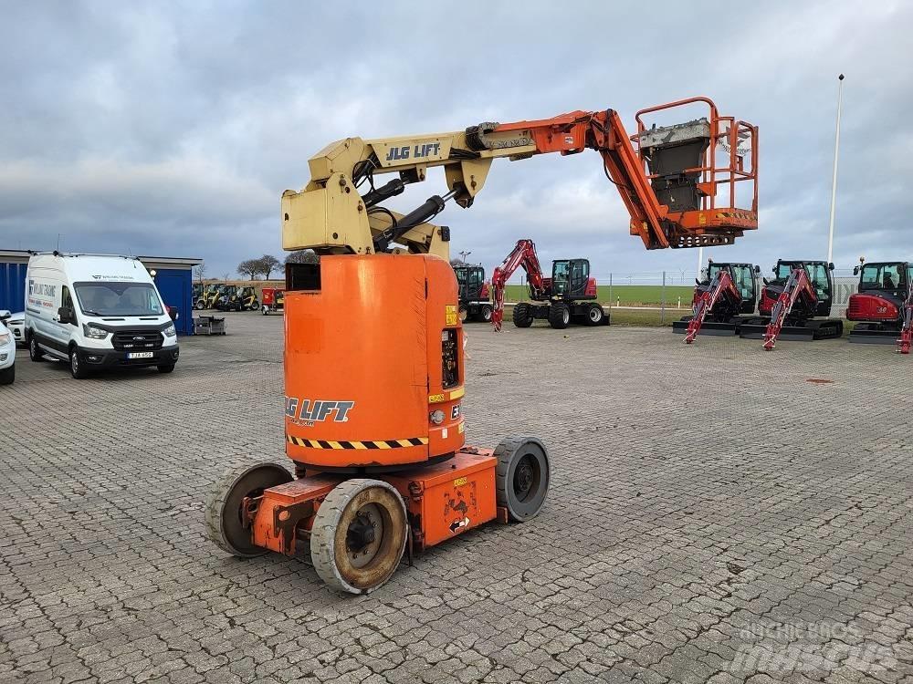 JLG E 300 AJP Iseliikuvad poomtõstukid