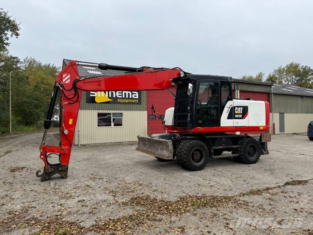 CAT M320F Ratasekskavaatorid