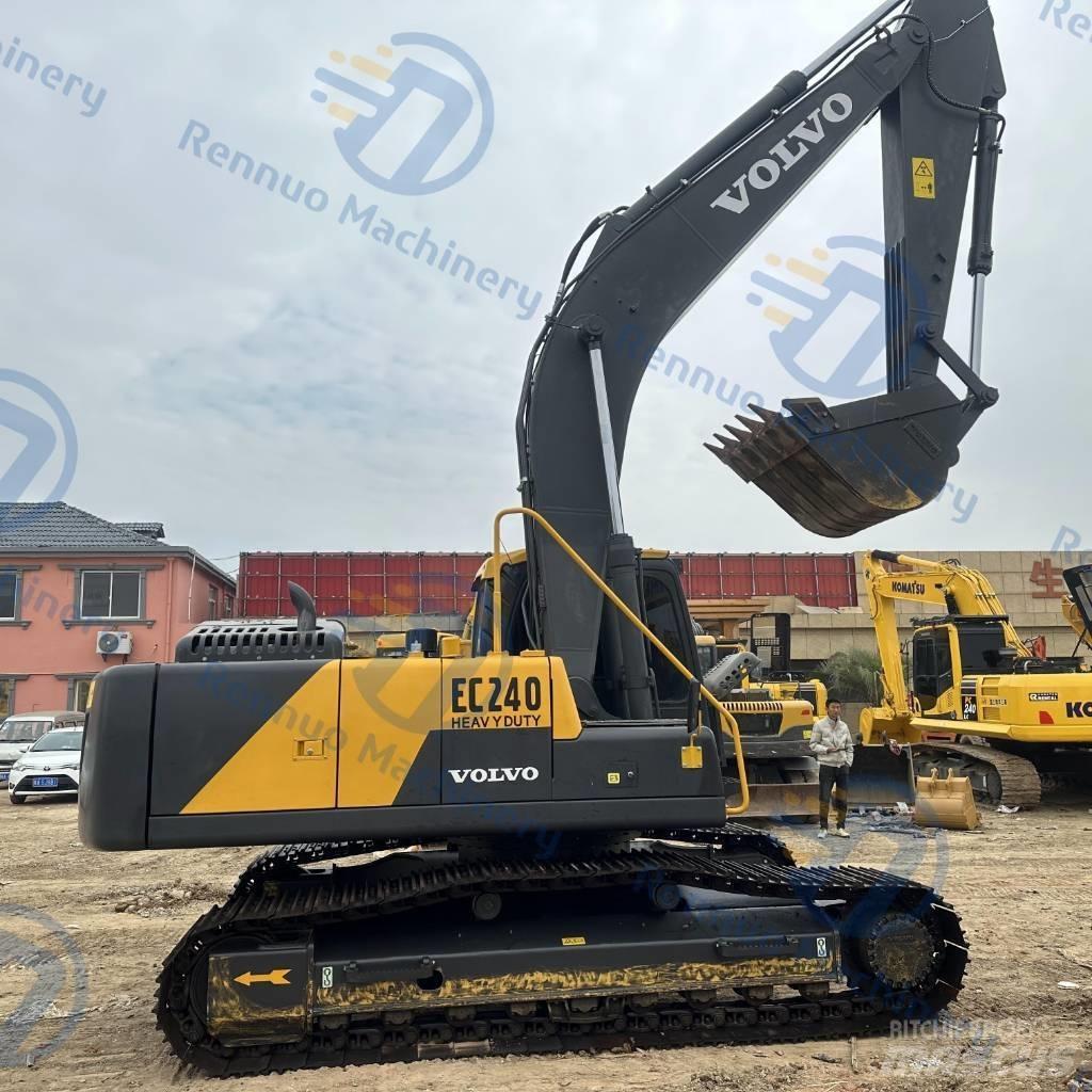 Volvo EC 240 Roomikekskavaatorid
