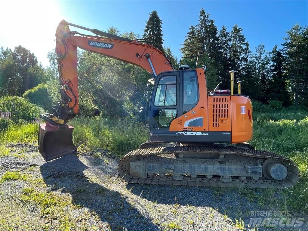 Doosan DX235 LRC Roomikekskavaatorid