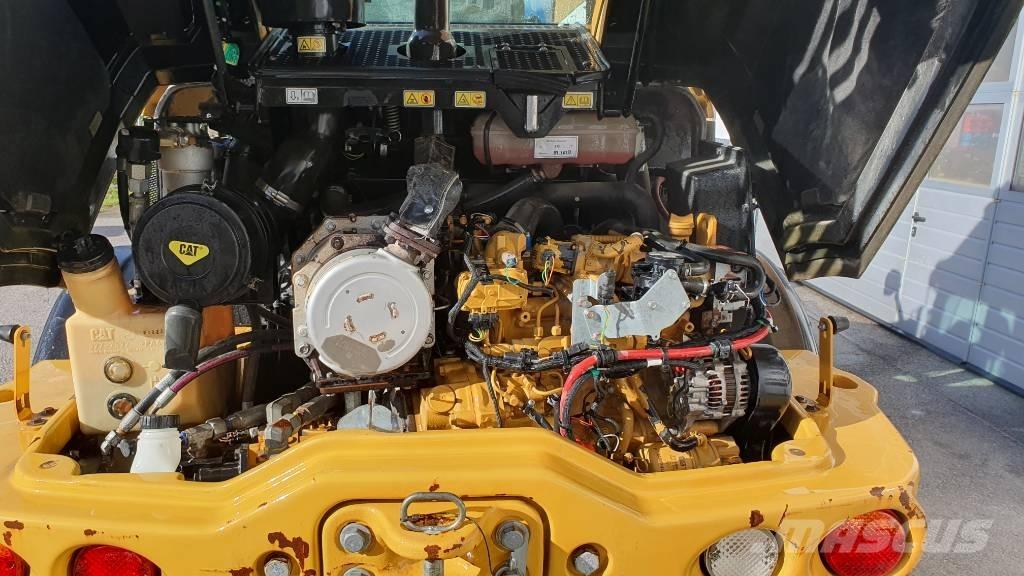 CAT 908 M Rataslaadurid