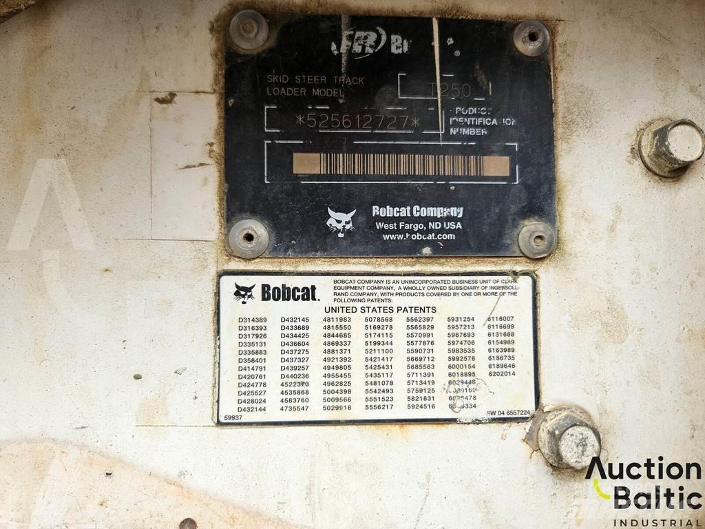 Bobcat T 250 Roomiklaadurid