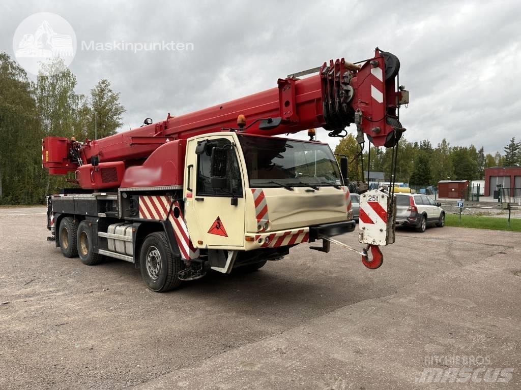 Terex TC 45 L Maastikutõstukid