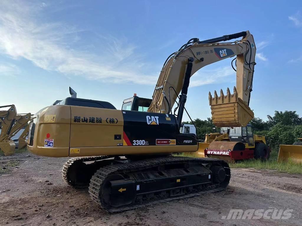 CAT 330D Roomikekskavaatorid
