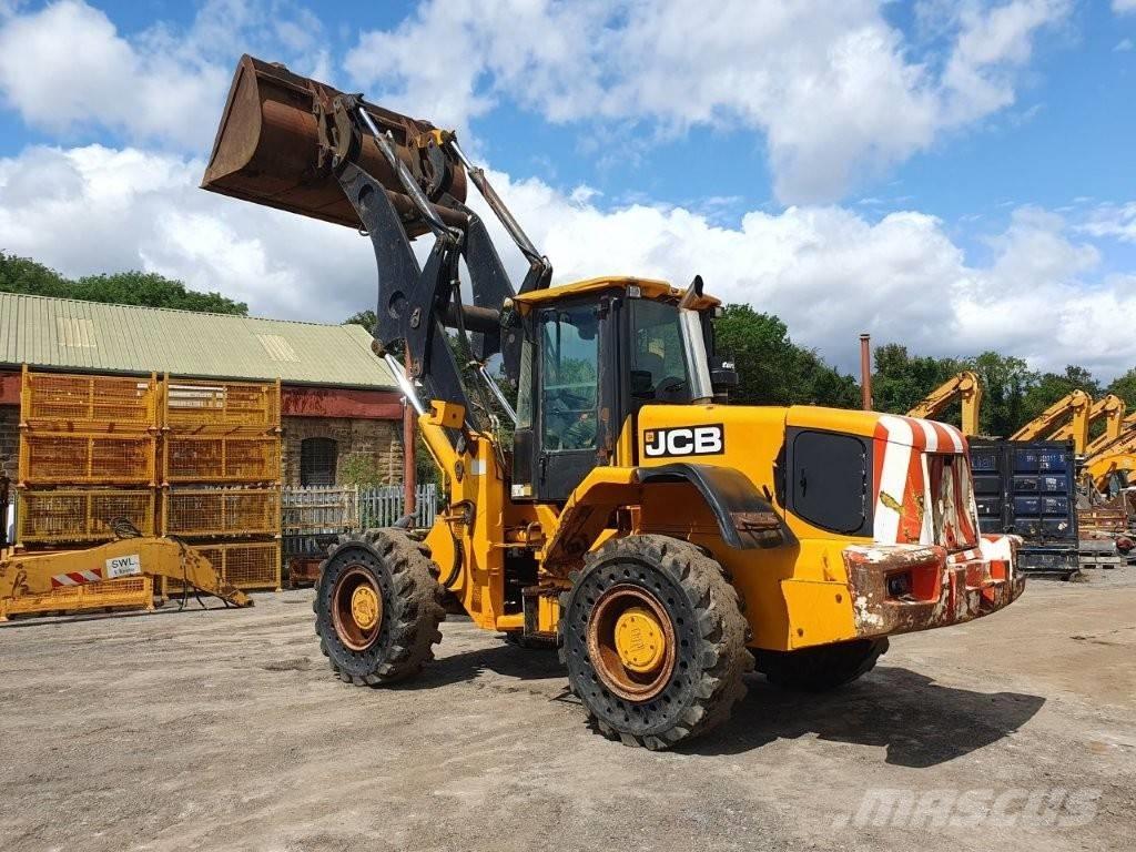 JCB 436 Wastemaster Rataslaadurid