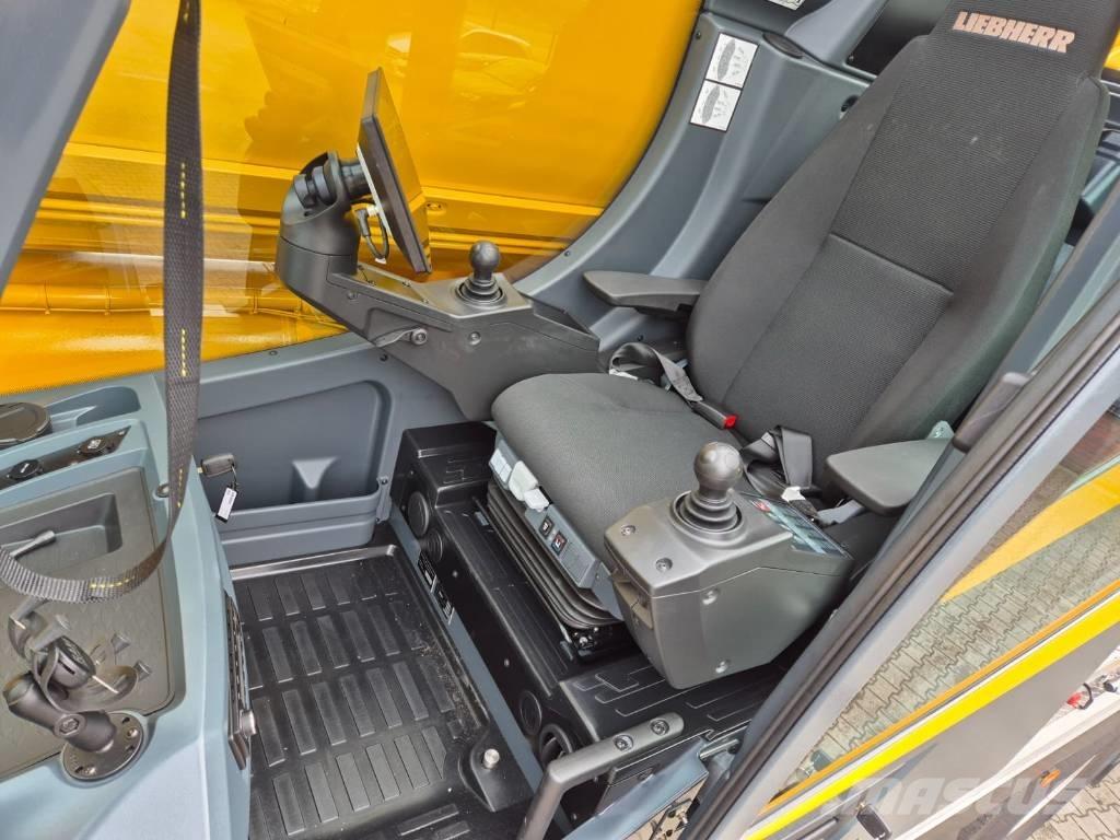 Liebherr LTM1300-6.4 Maastikutõstukid