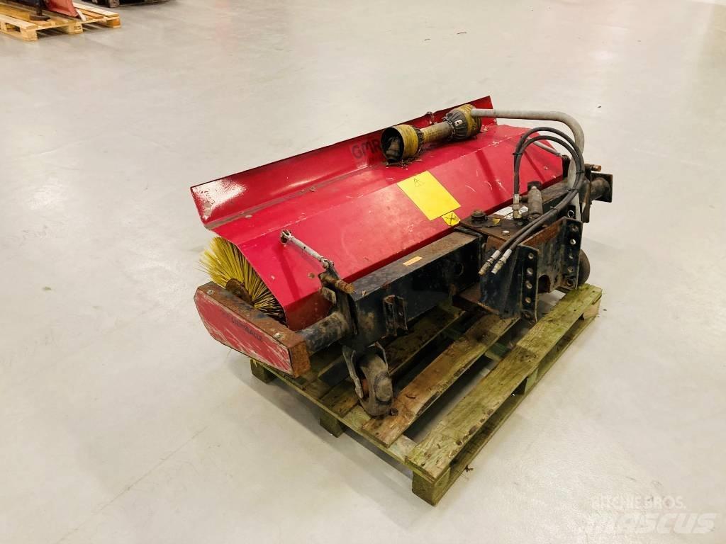 GMR Kost 150 cm Tänavapuhastusmasinad