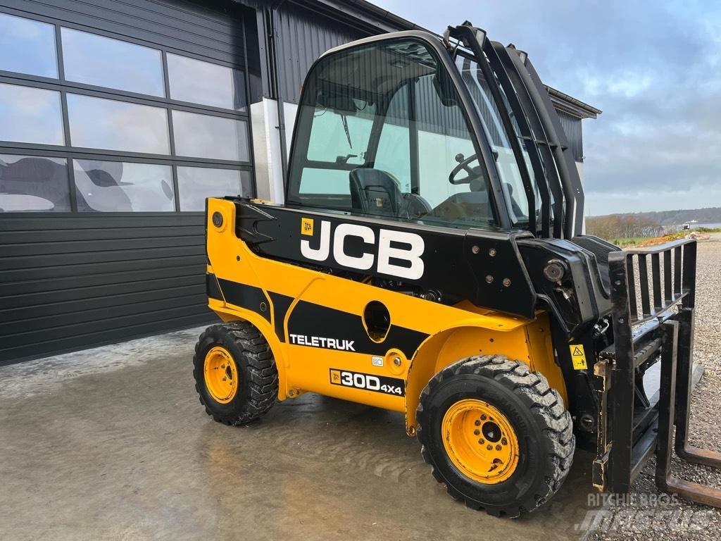 JCB TLT 30 D Teleskooplaadurid