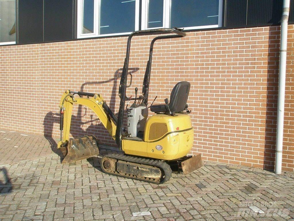 CAT 300.9 Miniekskavaatorid < 7 t
