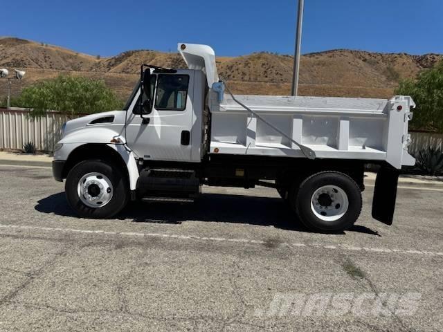 International 4400 Kallurid