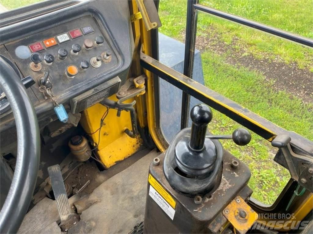 Hanomag 44D Rataslaadurid