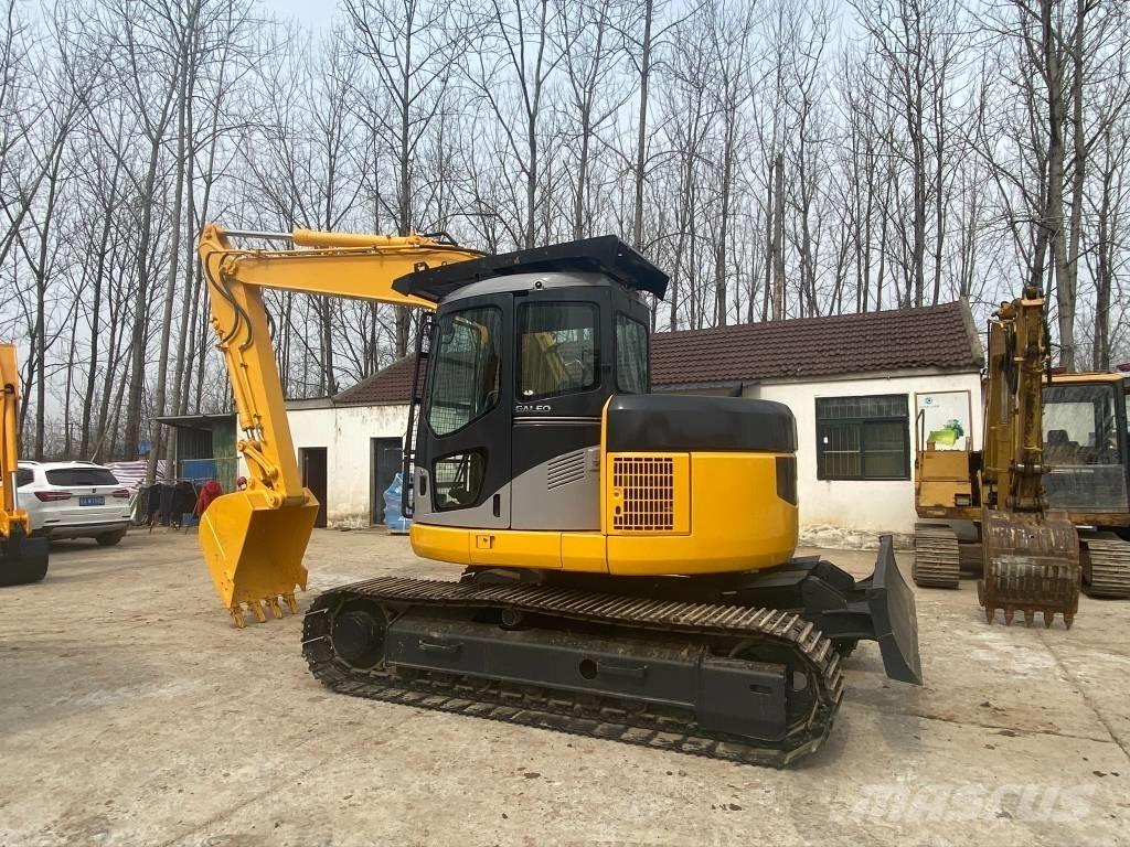 Komatsu PC128US Roomikekskavaatorid