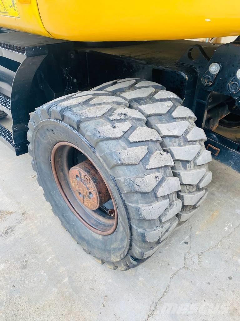 CAT m317f Ratasekskavaatorid