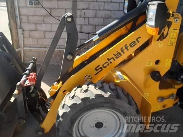 Schäffer 2428 SLT Kompaktlaadurid