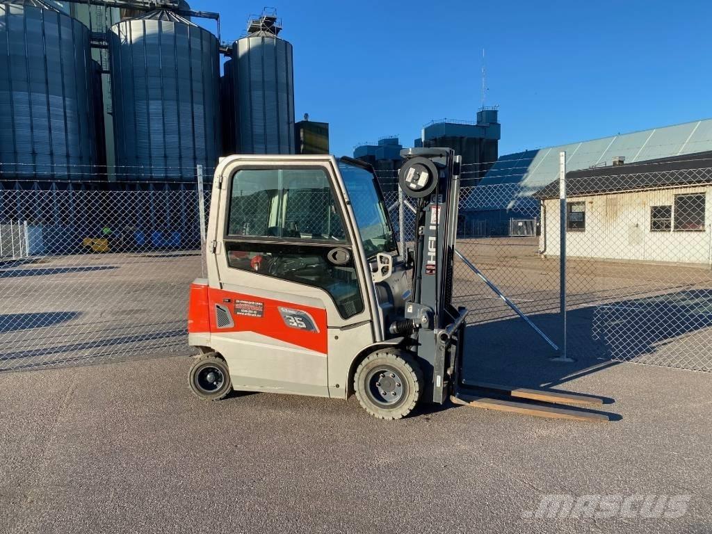 Heli CDP 35 GD2D Elektritõstukid