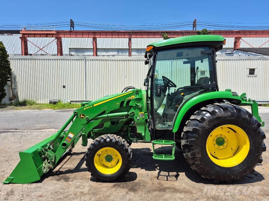 John Deere 4044 R Traktorid