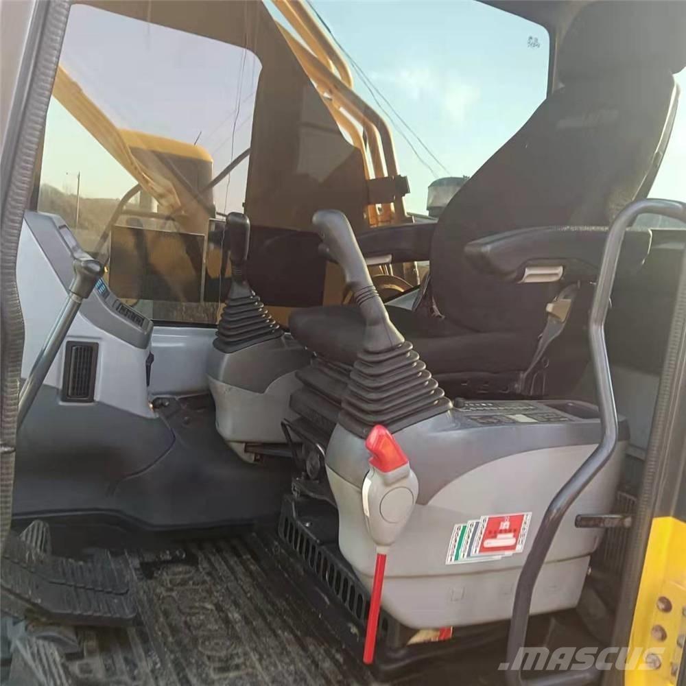 Komatsu PC360-7 Roomikekskavaatorid