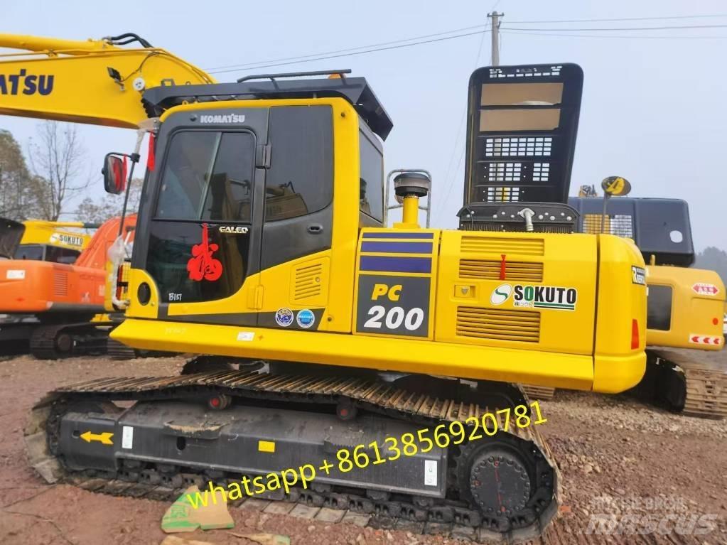 Komatsu PC 200-8 Roomikekskavaatorid