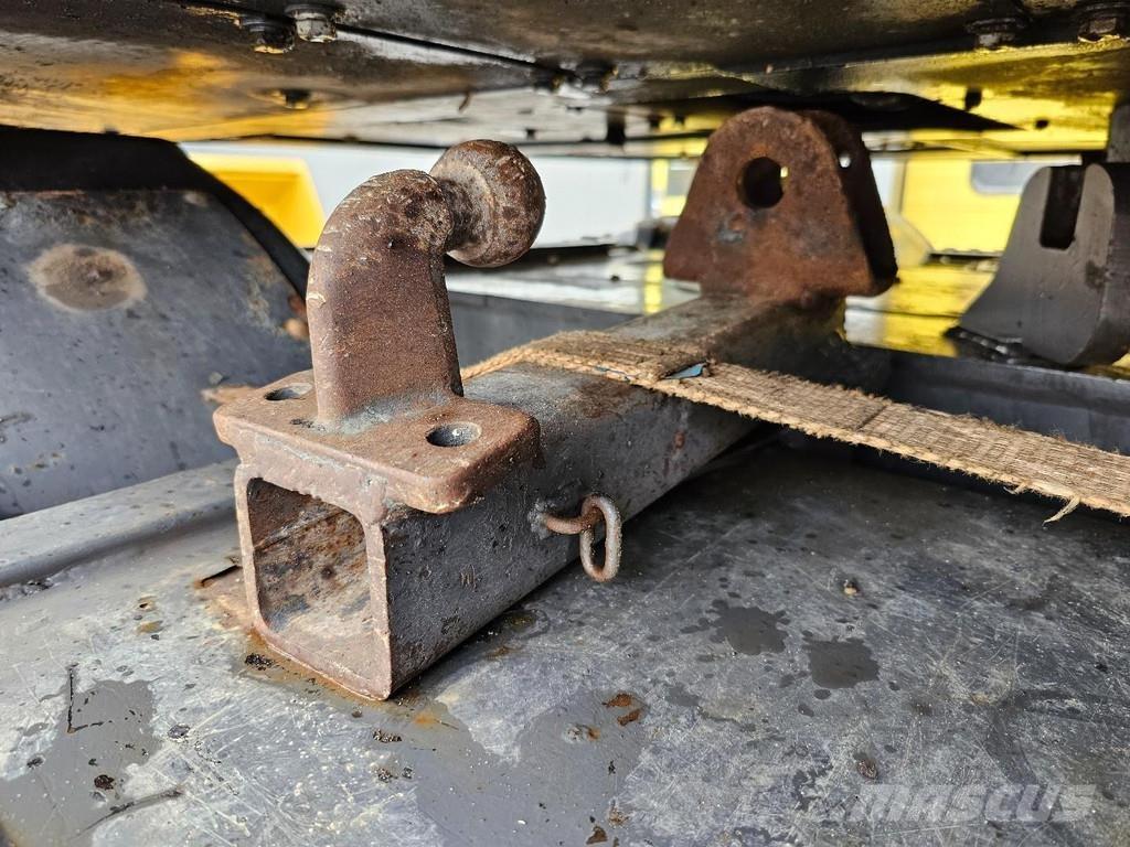 Doosan DX 140W Ratasekskavaatorid