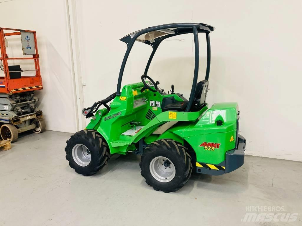 Avant 528 Väikelaadurid